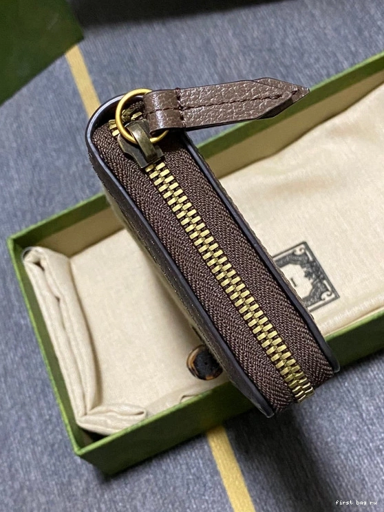 First bag ru GG jumbo Gucci Diana wallet 0813